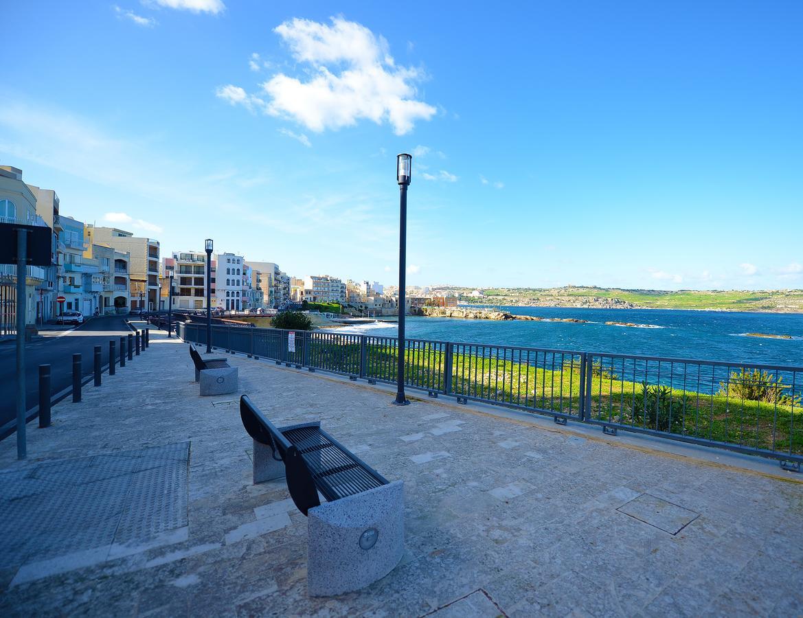 Blue Harbour 2 Bedroom Seafront Apartments With Stunning Seaviews - By Getawaysmalta San Pawl il-Baħar Kültér fotó
